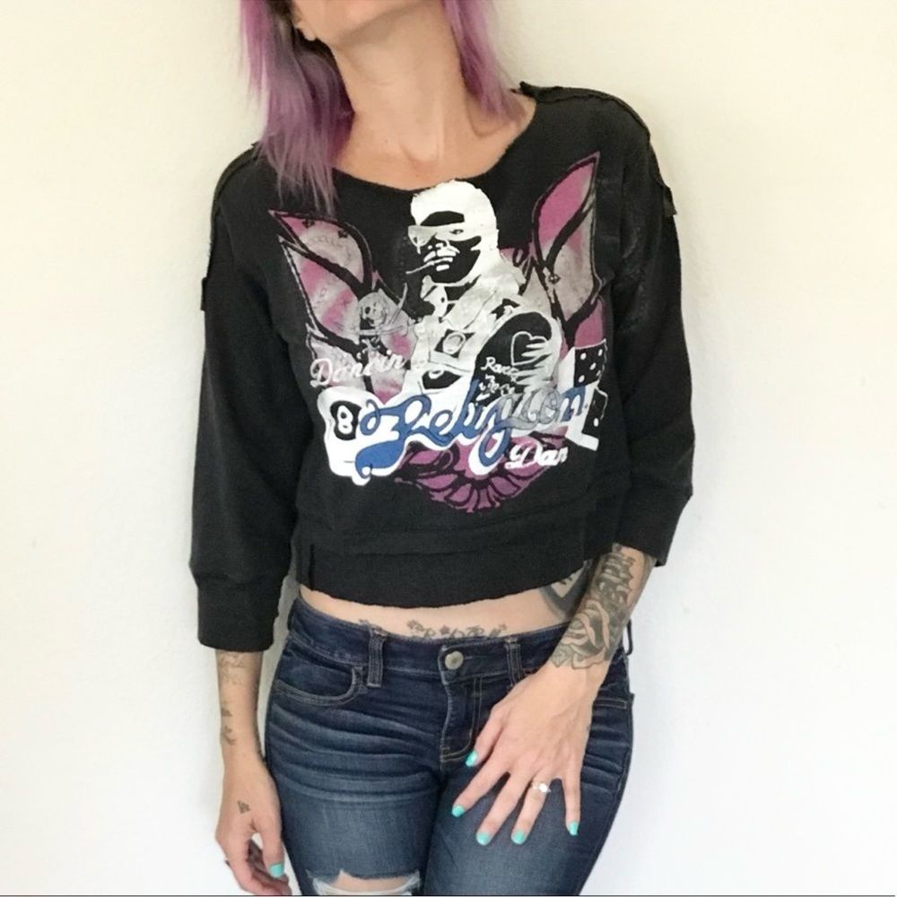 Religion Clothing Graffiti Printed Pullover Crop Sweatshirt Medium